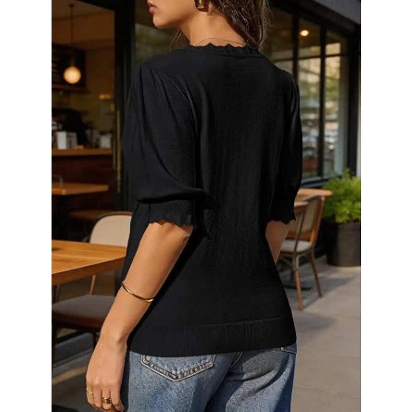 Scalloped V Neck Puff Elbow Sleeve Knit Top