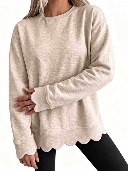 Women Crew Neck Oversized Long Sleeve Sweatshirt With Scallop Cuff And Hem